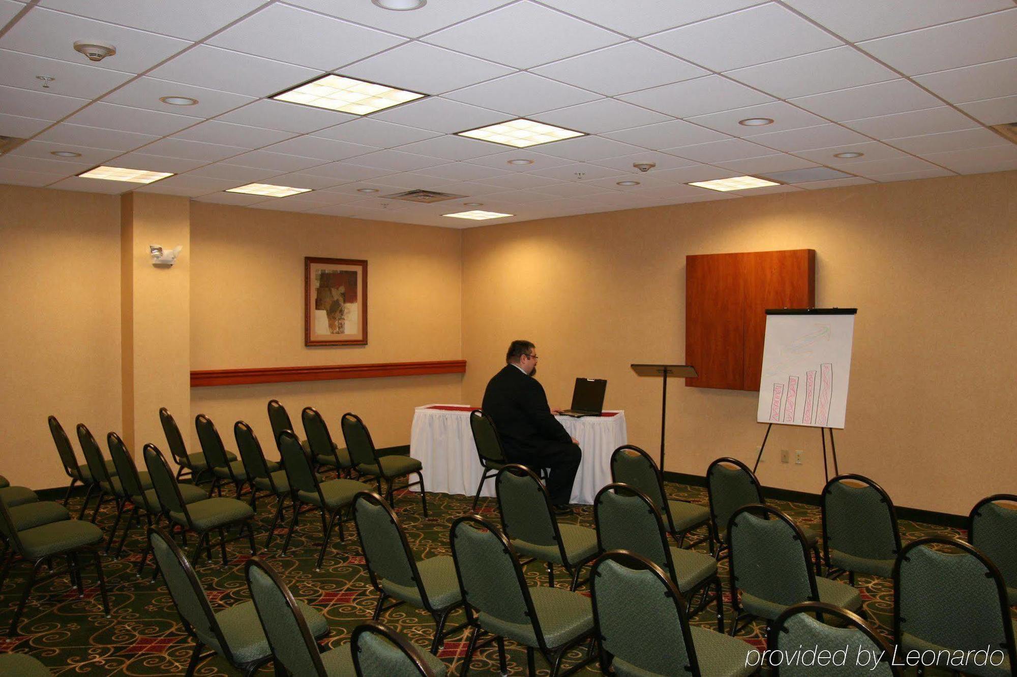 Hampton Inn Belle Vernon Instalações foto